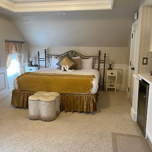 Heber Senator Bed And Breakfast